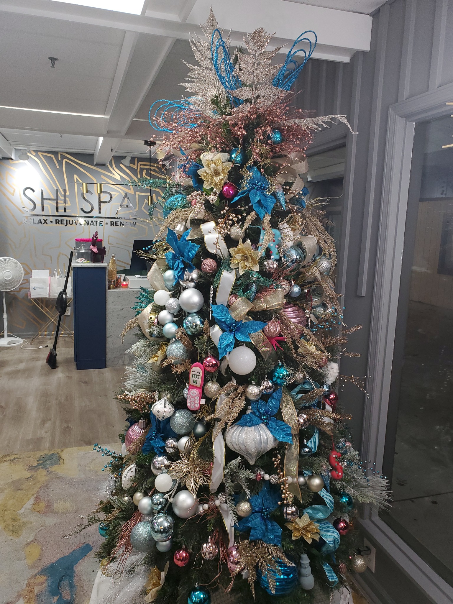 Spa Commercial Tree